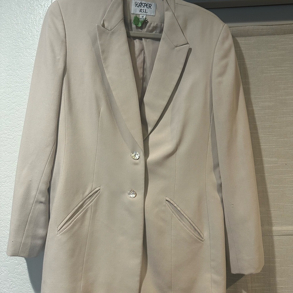 Vintage Kasper Women's Beige Blazer